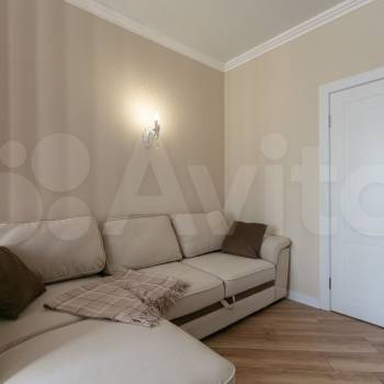 Продается 1-комнатная квартира, 37 м²