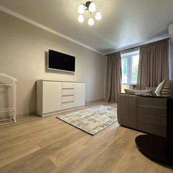 Сдается 1-комнатная квартира, 32 м²