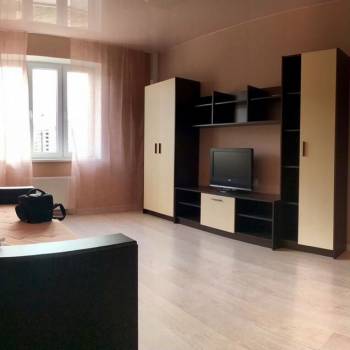 Сдается 1-комнатная квартира, 43 м²