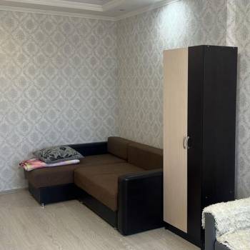 Сдается 1-комнатная квартира, 42 м²