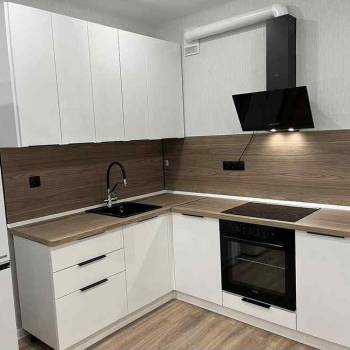 Сдается 1-комнатная квартира, 46 м²