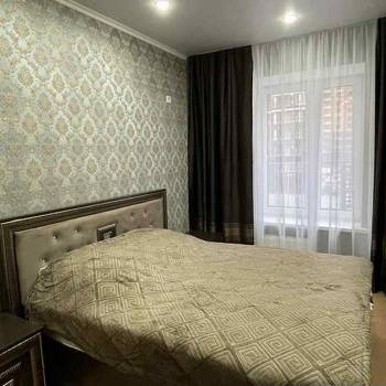 Сдается 1-комнатная квартира, 42 м²