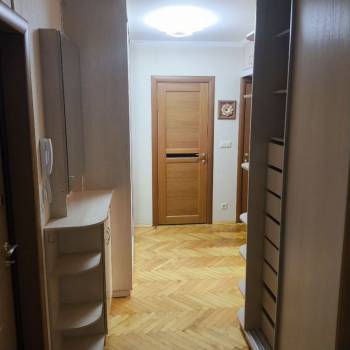 Сдается 2-х комнатная квартира, 56 м²