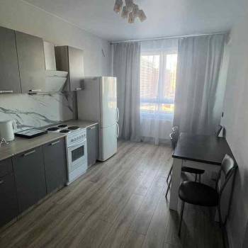 Сдается 1-комнатная квартира, 37,9 м²