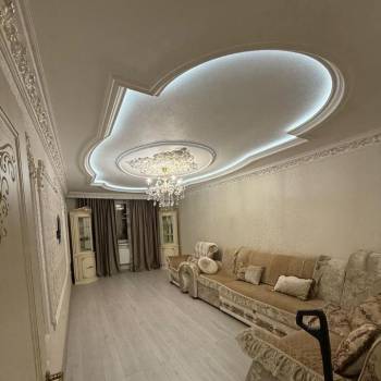 Сдается 2-х комнатная квартира, 77 м²