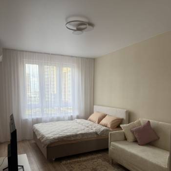 Сдается 1-комнатная квартира, 38,2 м²