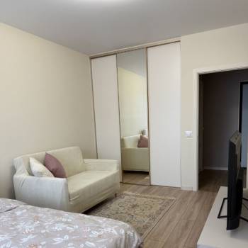 Сдается 1-комнатная квартира, 38 м²