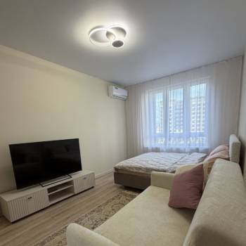 Сдается 1-комнатная квартира, 38 м²