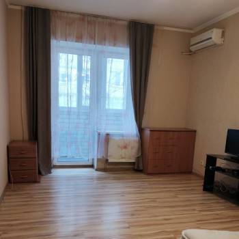 Сдается 1-комнатная квартира, 52 м²