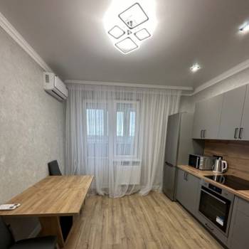 Сдается 2-х комнатная квартира, 68 м²