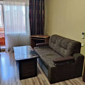 Сдается 1-комнатная квартира, 38 м²