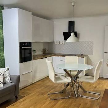 Продается 2-х комнатная квартира, 65 м²