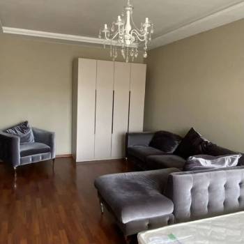 Сдается 1-комнатная квартира, 46 м²