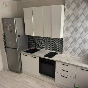 Сдается 1-комнатная квартира, 43 м²