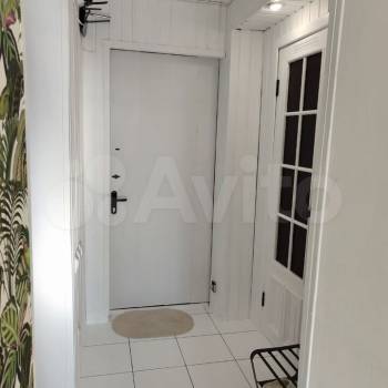 Продается 1-комнатная квартира, 49 м²