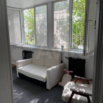 Продается 1-комнатная квартира, 49 м²