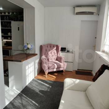 Продается 1-комнатная квартира, 49 м²