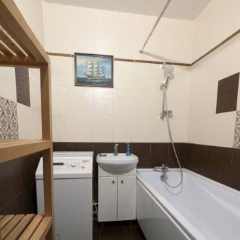 Сдается 2-х комнатная квартира, 56 м²