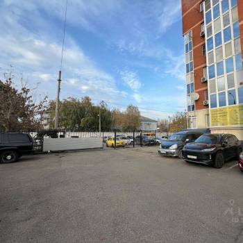 Продается 1-комнатная квартира, 41 м²