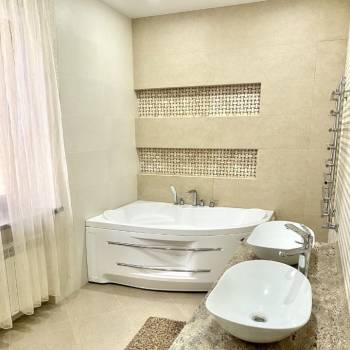 Продается Дом, 300 м²