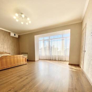 Продается Дом, 300 м²