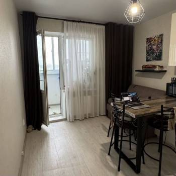 Продается 1-комнатная квартира, 36 м²