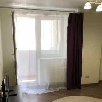 Сдается 1-комнатная квартира, 42 м²