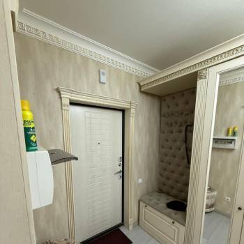 Сдается 2-х комнатная квартира, 77 м²