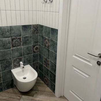 Продается 1-комнатная квартира, 42 м²