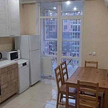 Сдается 1-комнатная квартира, 40 м²