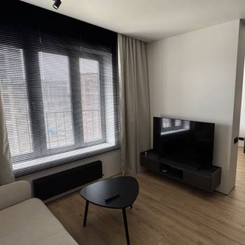 Продается 1-комнатная квартира, 42 м²
