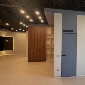 Сдается Нежилое помещение, 150 м²