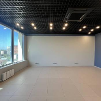 Сдается Нежилое помещение, 150 м²