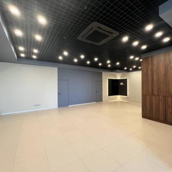 Сдается Нежилое помещение, 150 м²