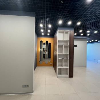 Сдается Нежилое помещение, 150 м²