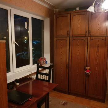 Продается Многокомнатная квартира, 63 м²