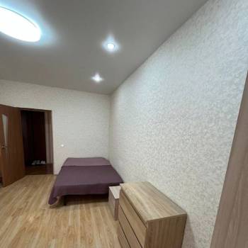Продается 1-комнатная квартира, 40,5 м²