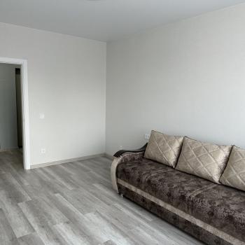 Сдается 1-комнатная квартира, 42 м²