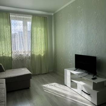 Сдается 1-комнатная квартира, 37 м²