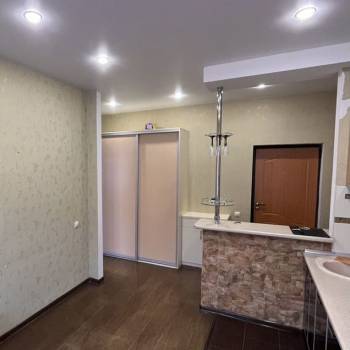 Сдается 1-комнатная квартира, 43 м²