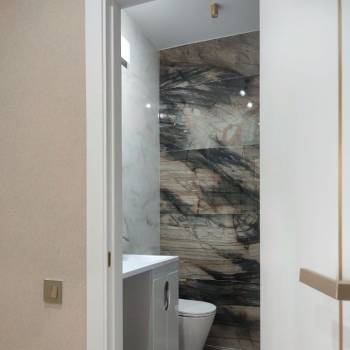 Продается 1-комнатная квартира, 42 м²