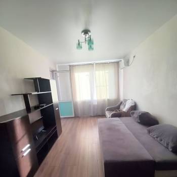Сдается 1-комнатная квартира, 38,6 м²