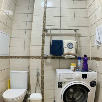 Сдается 1-комнатная квартира, 55 м²
