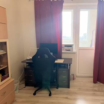 Сдается 1-комнатная квартира, 55 м²