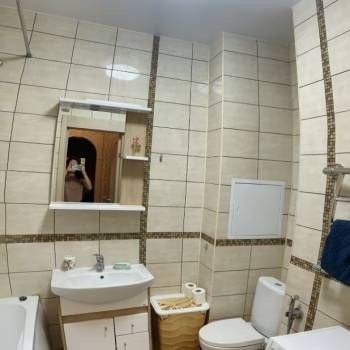 Сдается 1-комнатная квартира, 55 м²