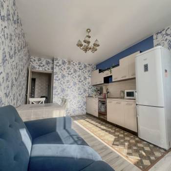 Сдается 1-комнатная квартира, 55 м²