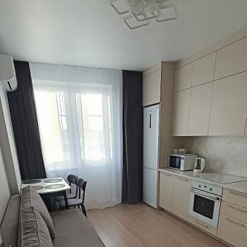 Сдается 1-комнатная квартира, 45,2 м²