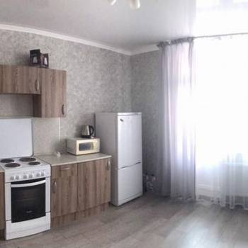 Сдается 1-комнатная квартира, 38,6 м²