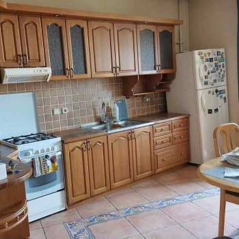 Сдается 2-х комнатная квартира, 78 м²