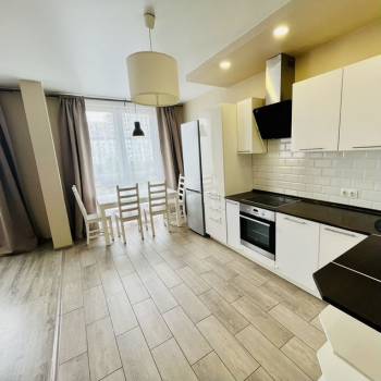 Продается 1-комнатная квартира, 43,5 м²